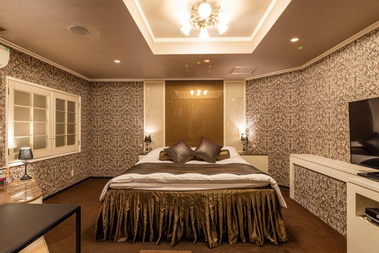 Hotel Love Ikutama -Adult Only أوساكا المظهر الخارجي الصورة